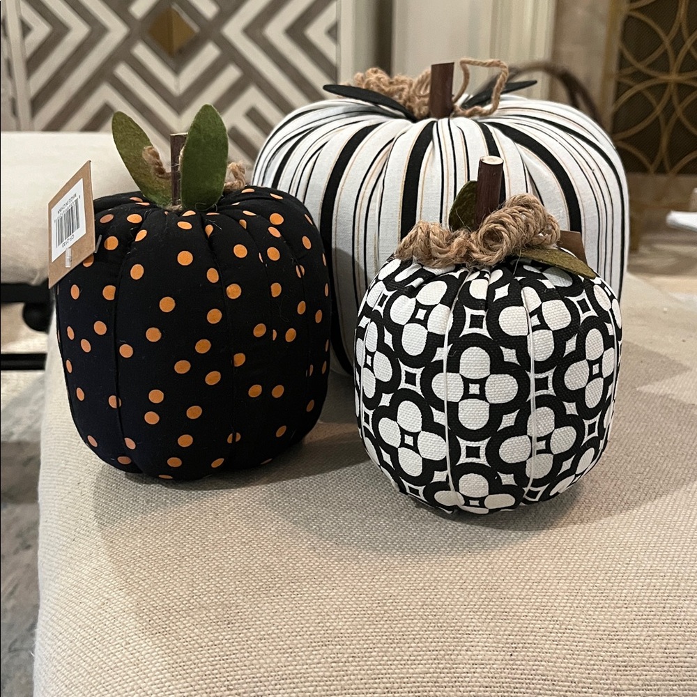 Patterned Fabric Pumpkin/Orange Polka Dot-Large/NWT - Picture 10 of 10